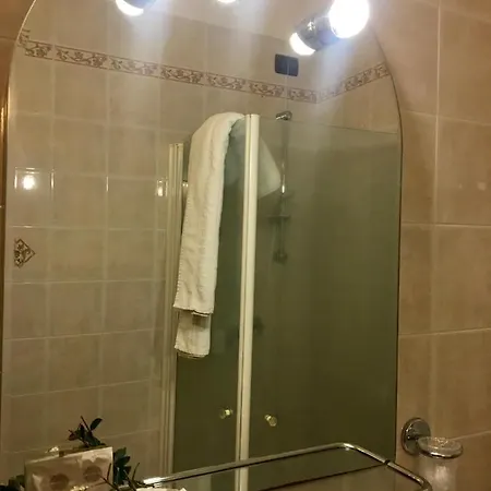 クリスタル 3*
