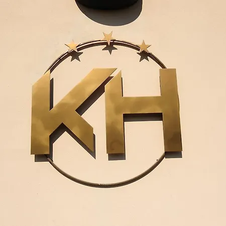 Kristall فندق 3*