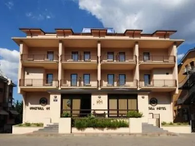 Kristall Hotel 3*