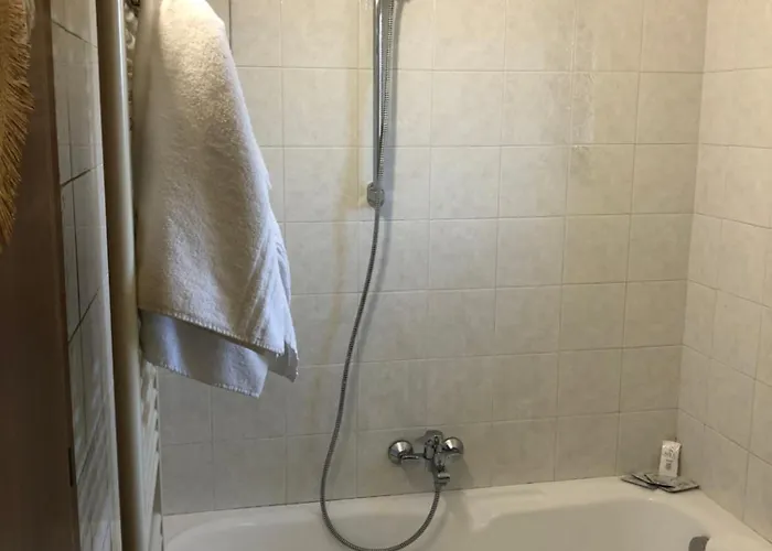 Kristall Отель Орвието